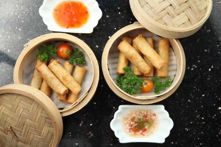 spring rolls, crispy, fried-2536526.jpg